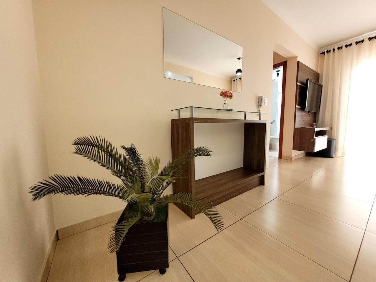 Grande Apt No Centro C/ Cozinha Completa Varanda Poços de Caldas Extérieur photo