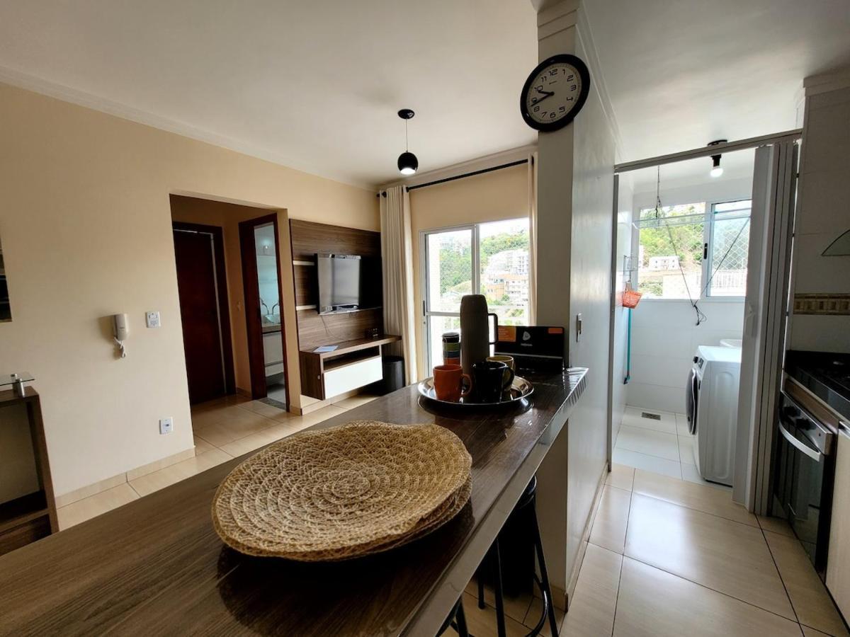 Grande Apt No Centro C/ Cozinha Completa Varanda Poços de Caldas Extérieur photo
